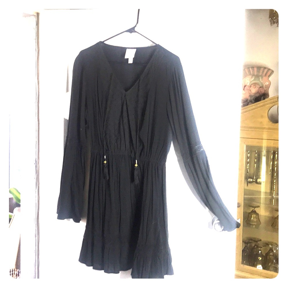 Knox rose black bell sleeve mini dress